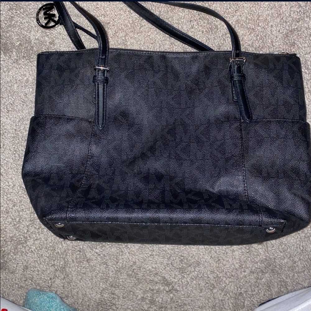 BLK MK PURSE